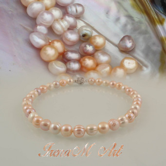 Freshwater pearls Necklaces 